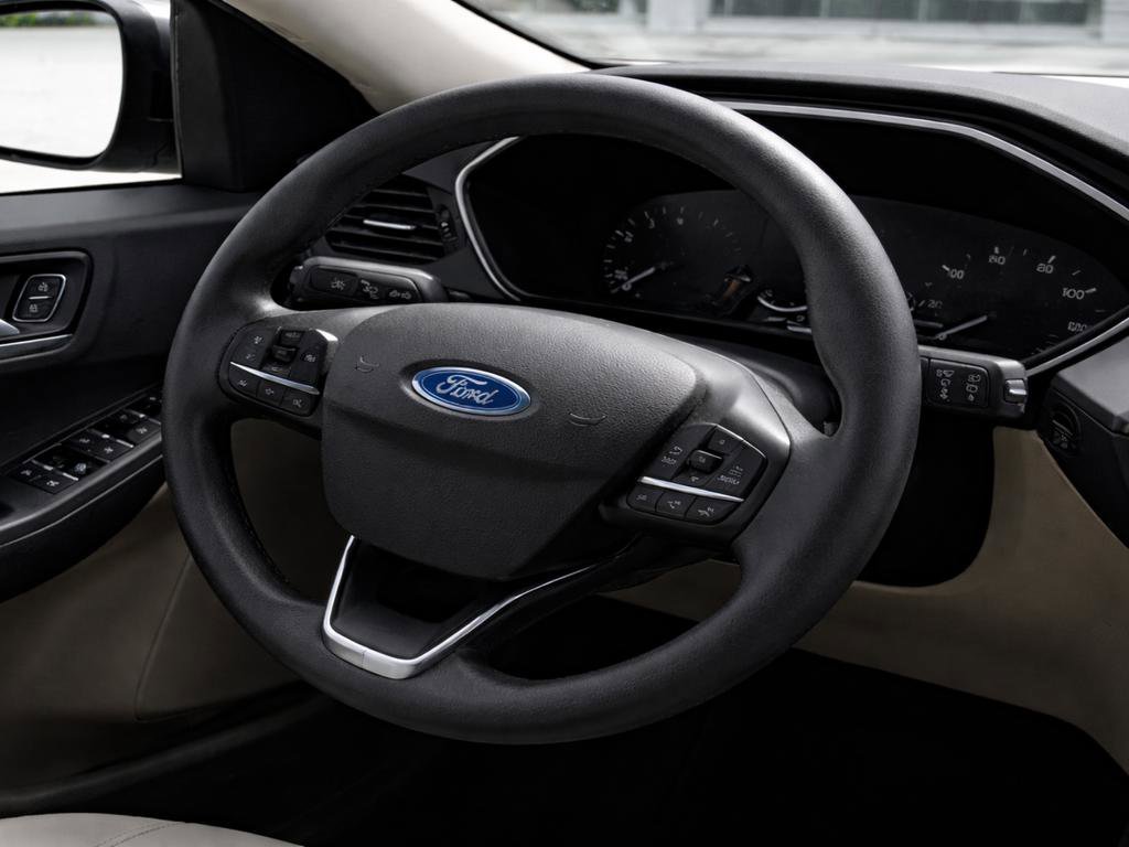 Used 2020 Ford Escape SE FWD image 10