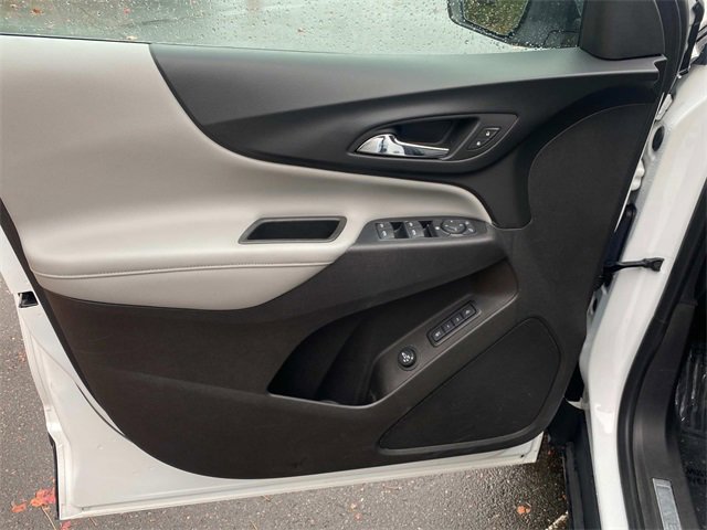 Used 2019 Chevrolet Equinox Premier image 12