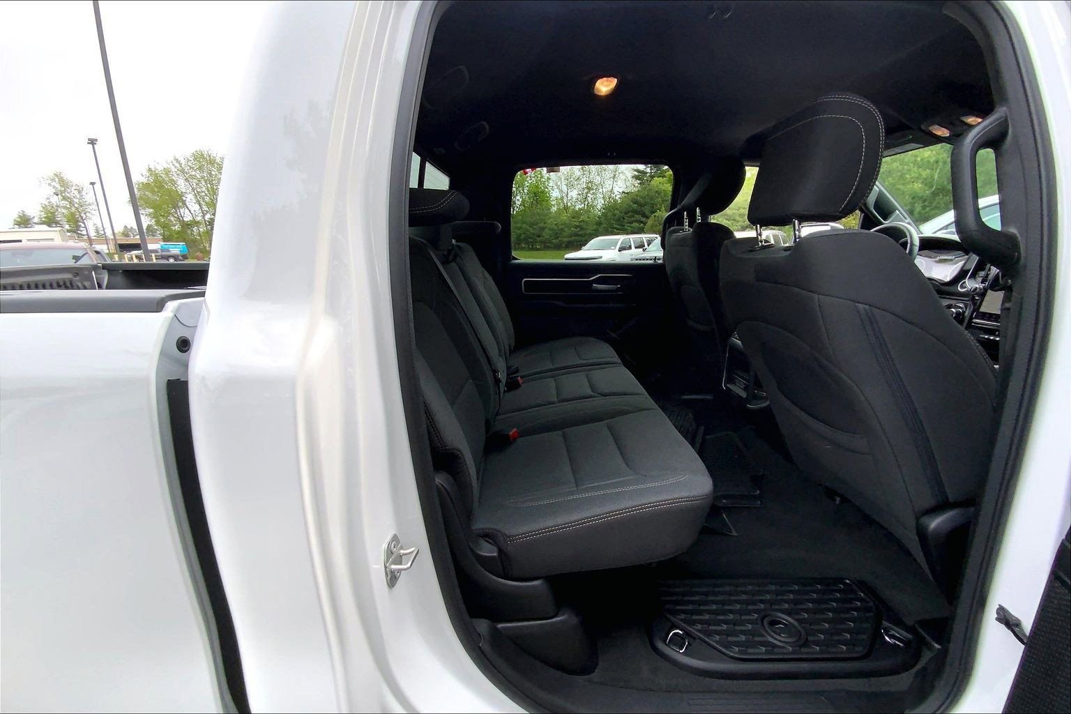 Used 2023 RAM 1500 Big Horn AWD/4WD image 16
