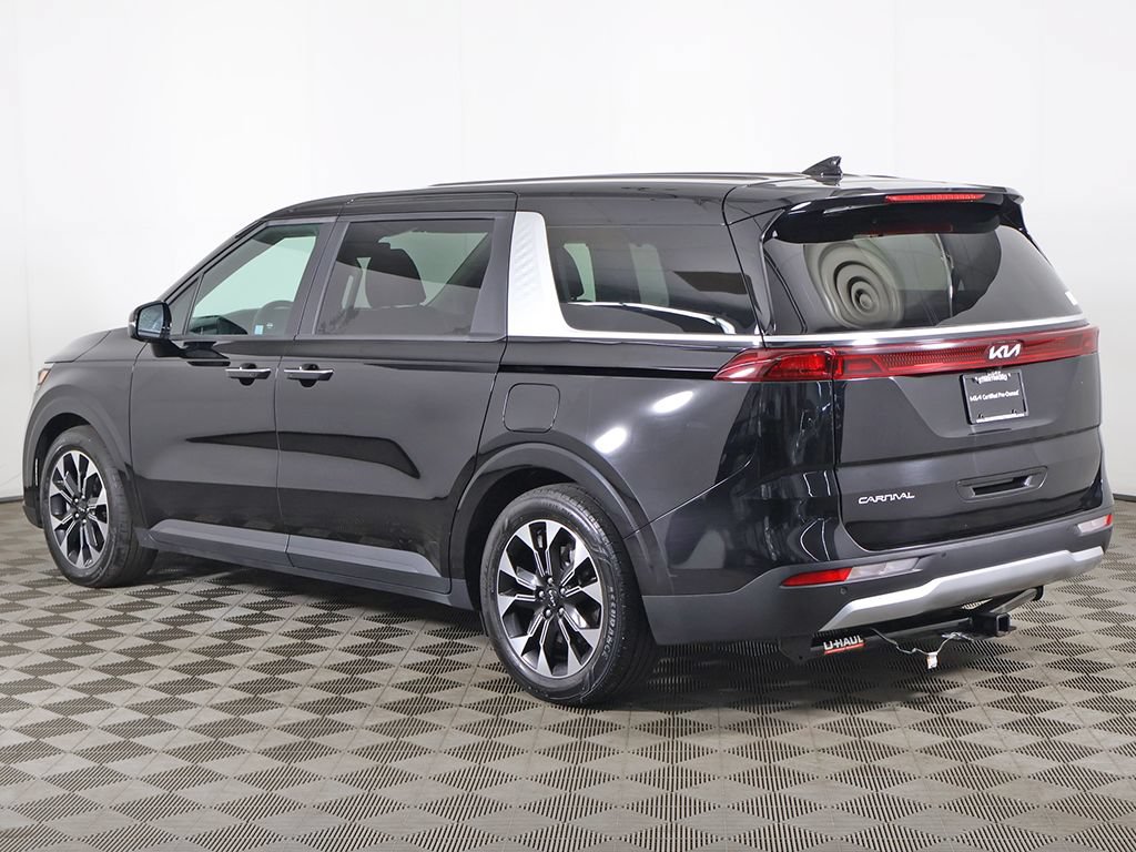 Certified 2024 Kia Carnival EX FWD image 10