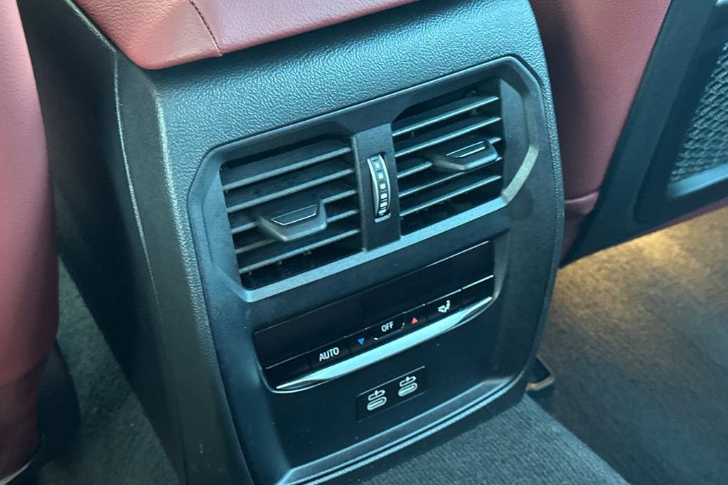 Used 2023 BMW i4 eDrive35 image 13