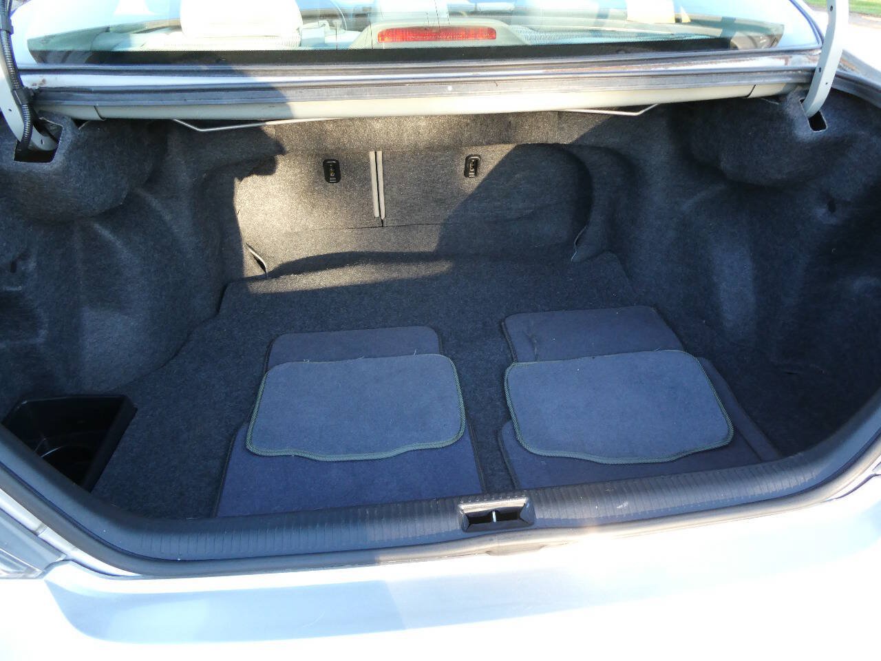 Used 2005 Toyota Camry LE FWD image 31