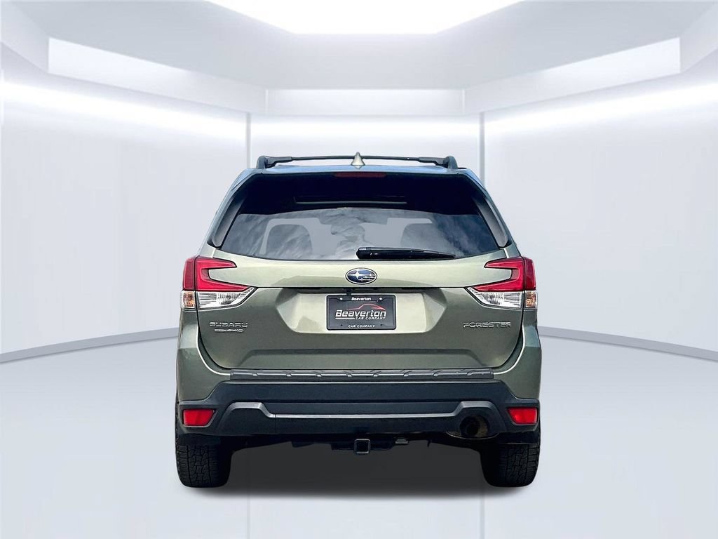 Used 2019 Subaru Forester Premium w/ All-Weather Package AWD/4WD image 6