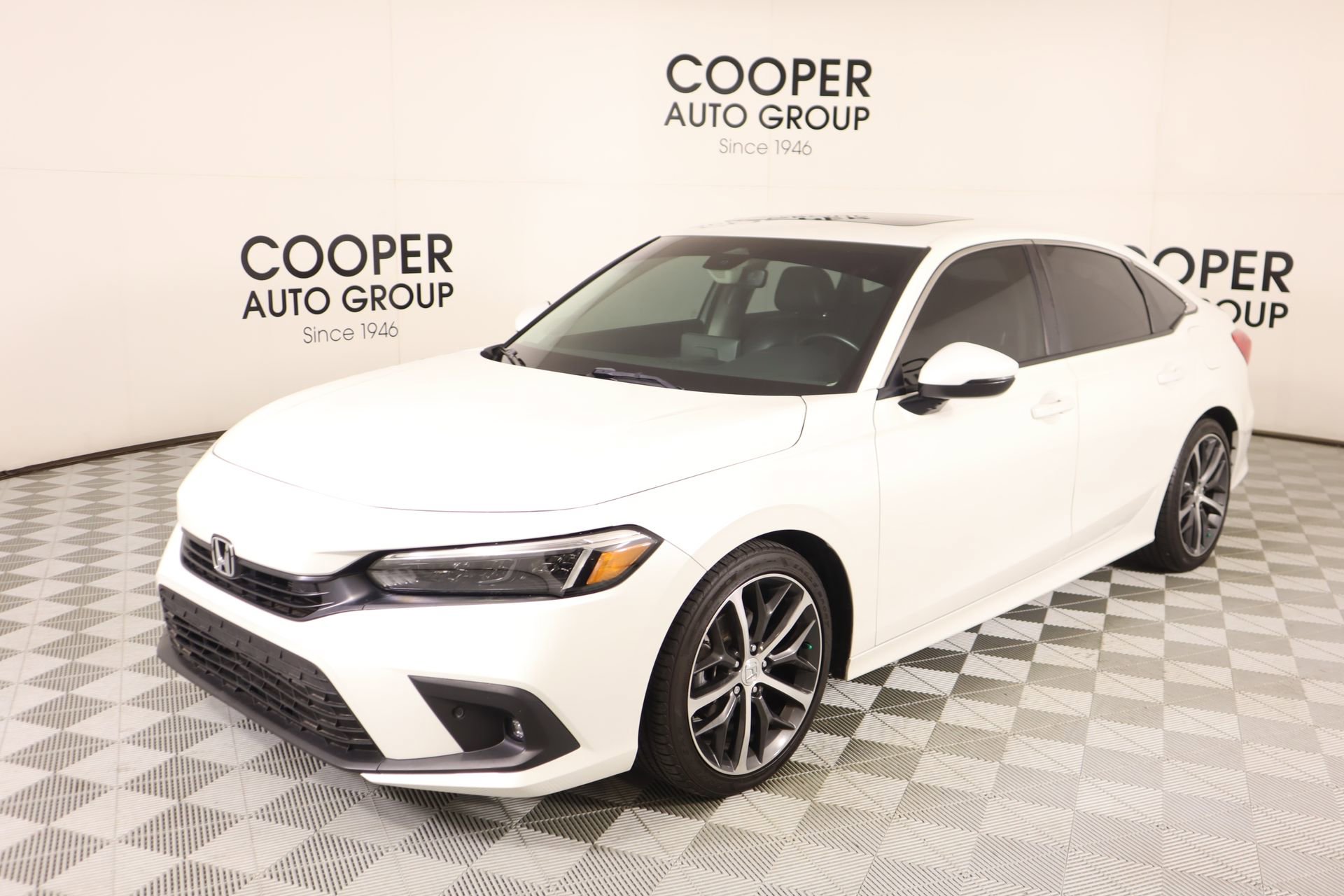 Used 2024 Honda Civic Touring image 10