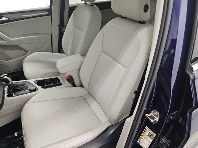 Used 2023 Volkswagen Tiguan SE w/ Panoramic Sunroof Package AWD/4WD image 14