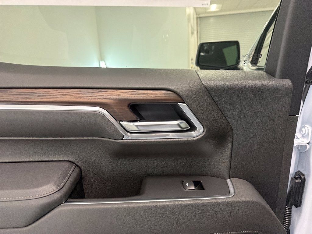 New 2026 GMC Sierra 1500 SLT w/ SLT Premium Package AWD/4WD image 13