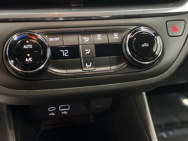 Used 2024 Buick Envista Preferred FWD image 26