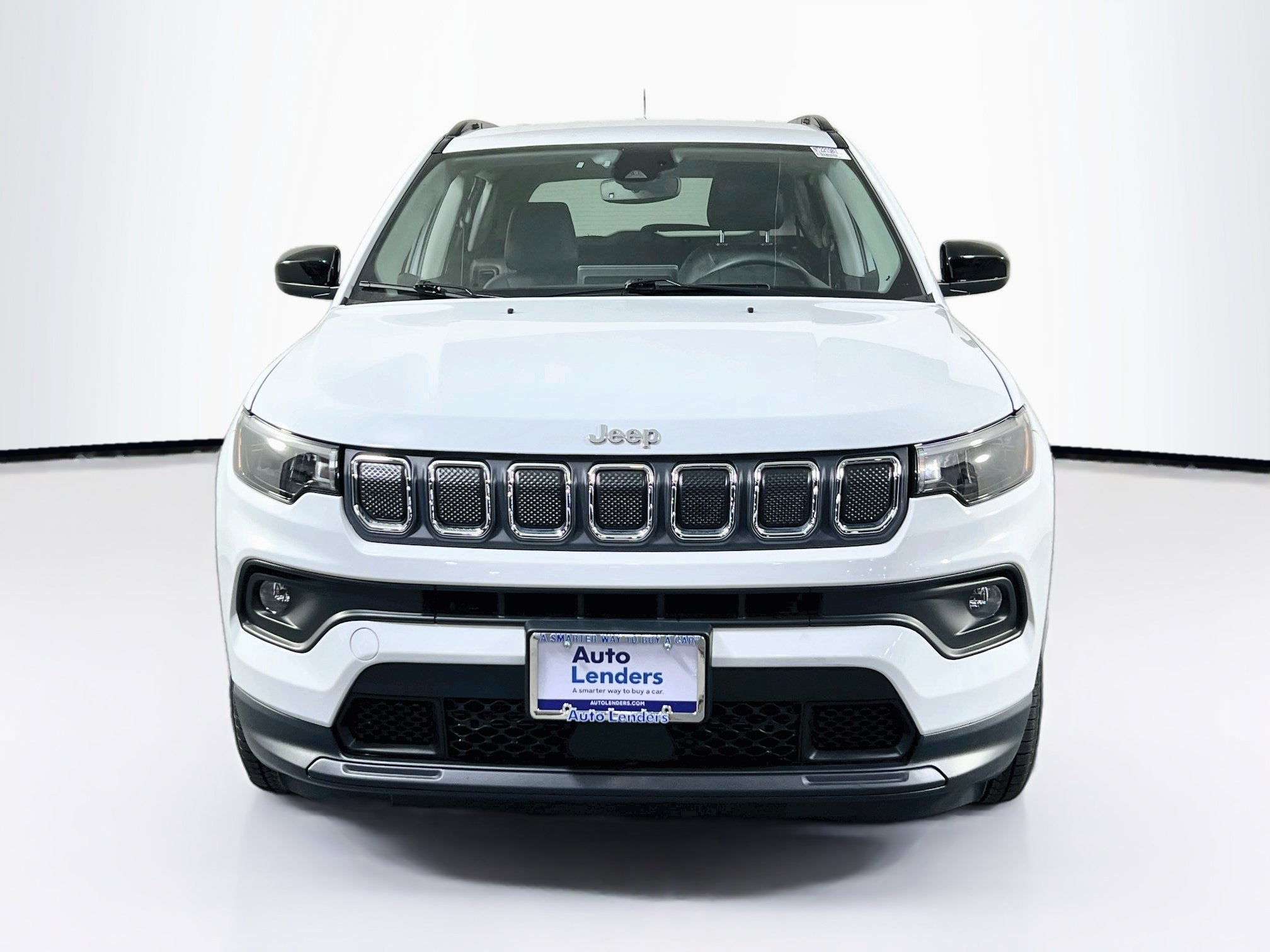 Used 2022 Jeep Compass Latitude w/ Convenience Group AWD/4WD image 2