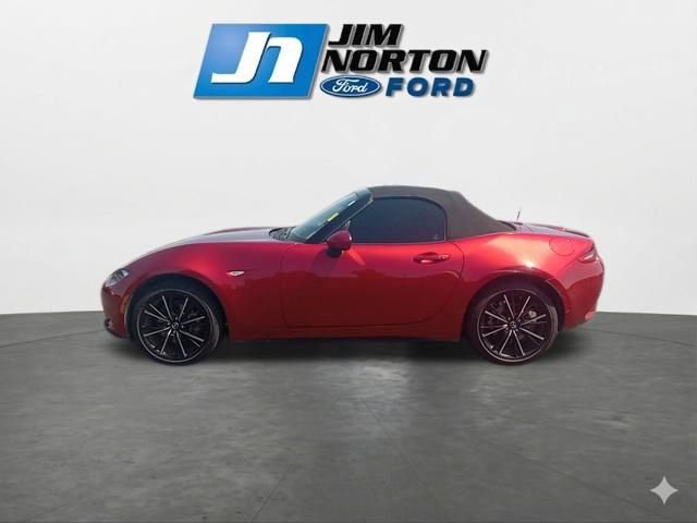 Used 2024 MAZDA MX-5 Miata Grand Touring w/ Weather Package RWD image 6