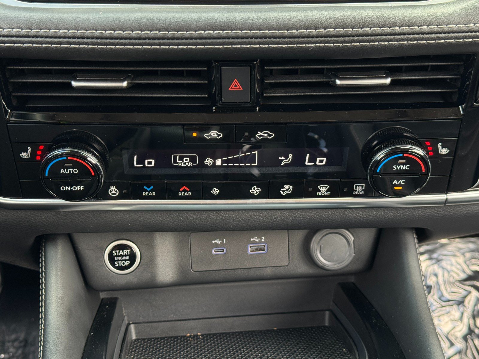Used 2023 Nissan Rogue SL w/ SL Premium Package FWD image 27