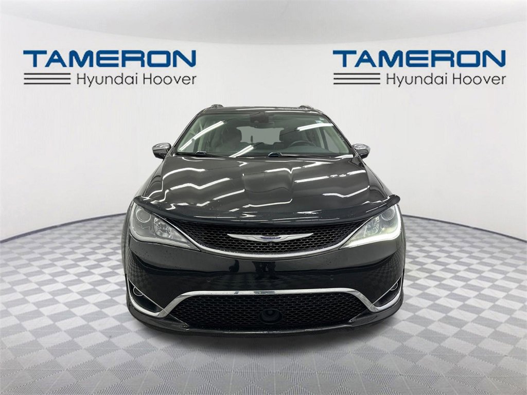 Used 2017 Chrysler Pacifica Limited w/ UConnect Theater Package image 8