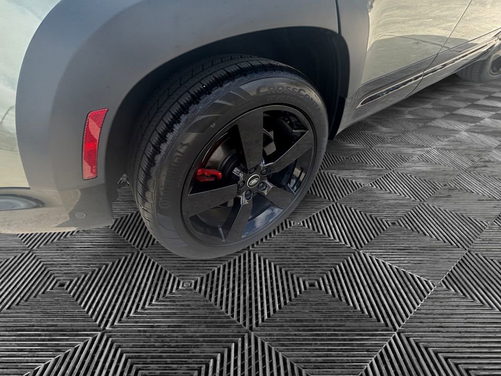 Used 2023 Land Rover Defender 110 X image 18