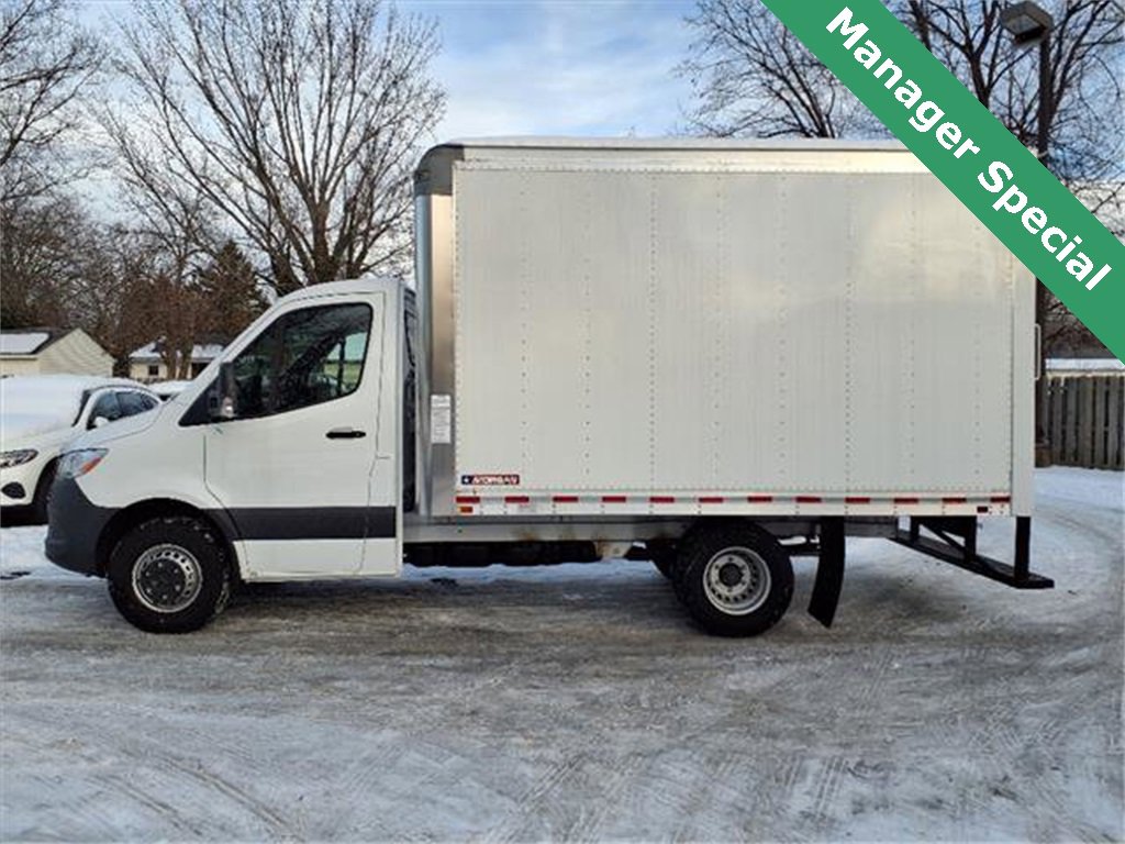 Used 2023 Mercedes-Benz Sprinter 3500 image 4