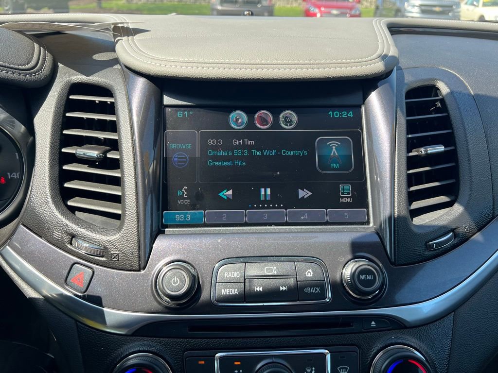 Used 2015 Chevrolet Impala LT w/ Convenience Package FWD image 37