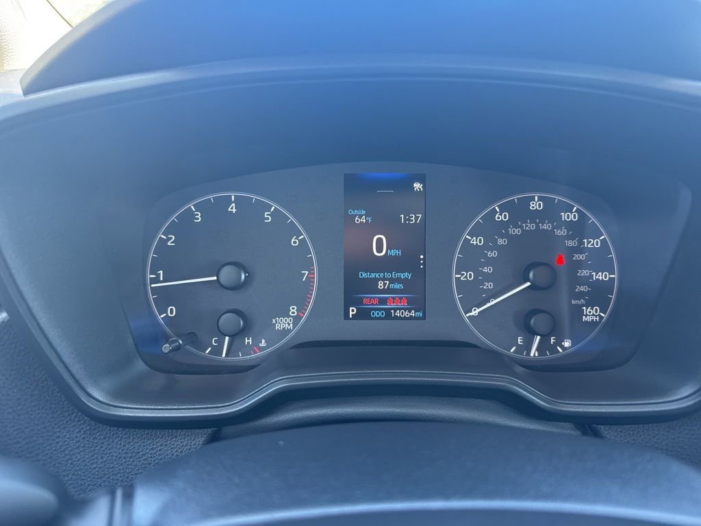 Used 2023 Toyota Corolla LE image 9