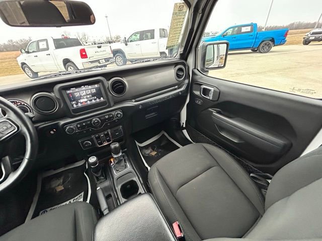 Used 2022 Jeep Wrangler Unlimited Sport image 32