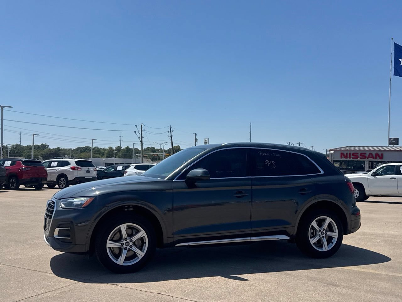Used 2021 Audi Q5 2.0T Premium w/ Convenience Package AWD/4WD image 13