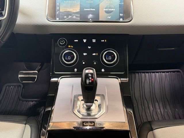 Used 2021 Land Rover Range Rover Evoque R-Dynamic S image 14