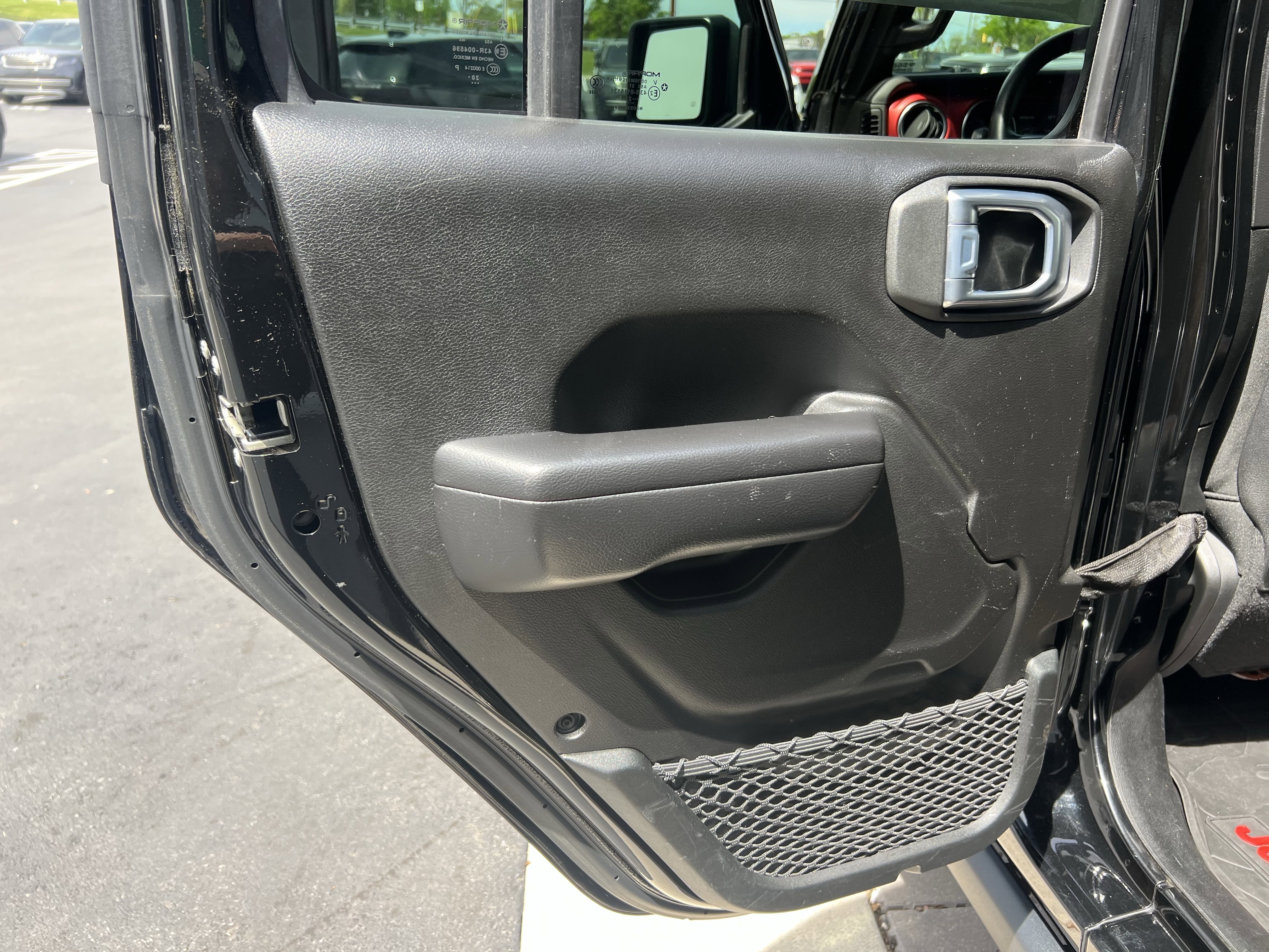 Used 2021 Jeep Wrangler Unlimited Rubicon AWD/4WD image 26
