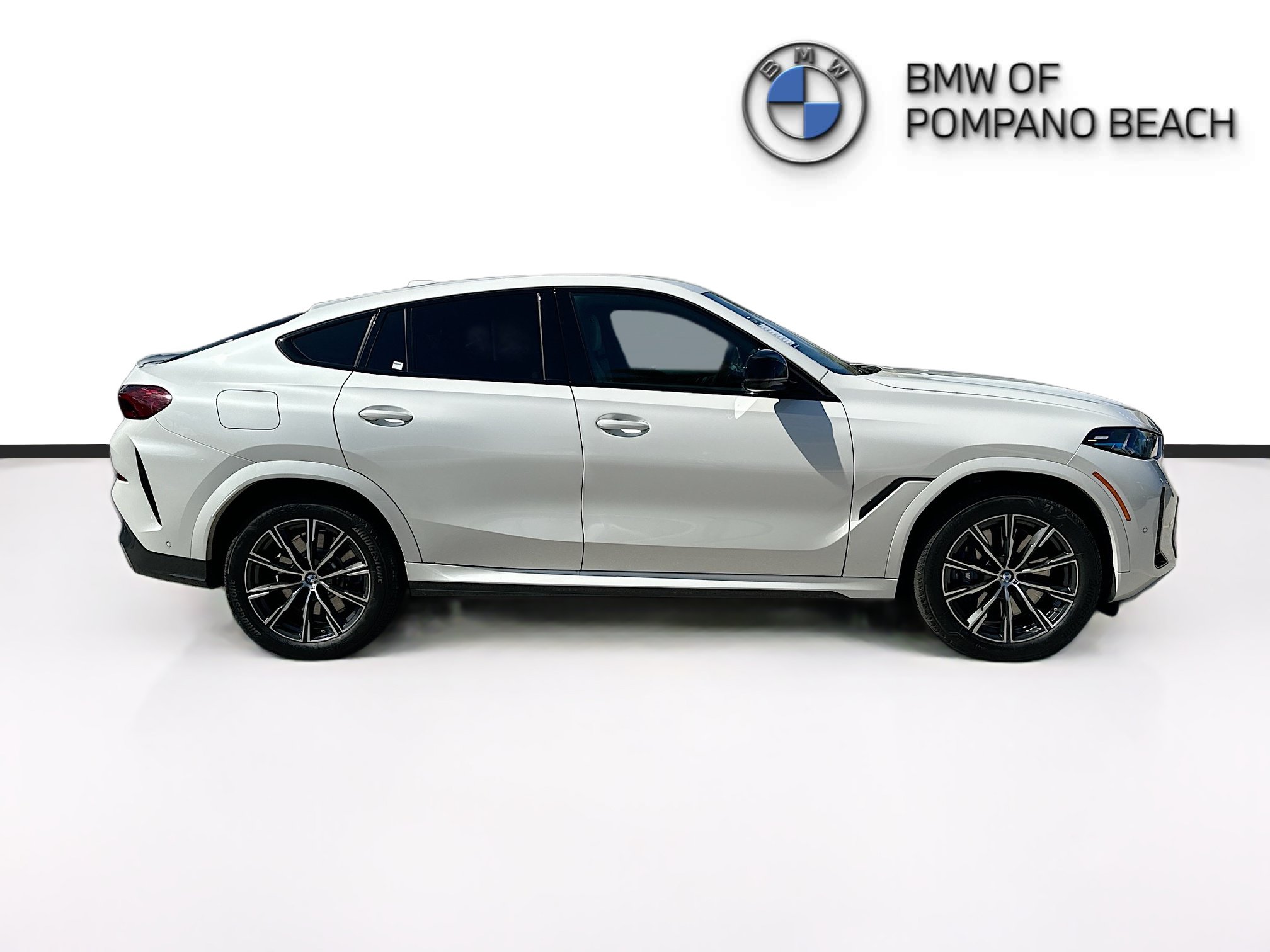 Used 2026 BMW X6 M60i AWD/4WD image 8