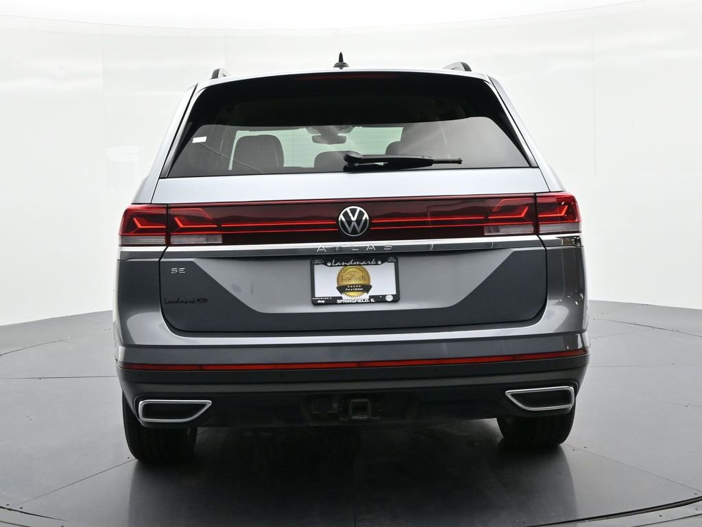 Used 2025 Volkswagen Atlas SE image 7