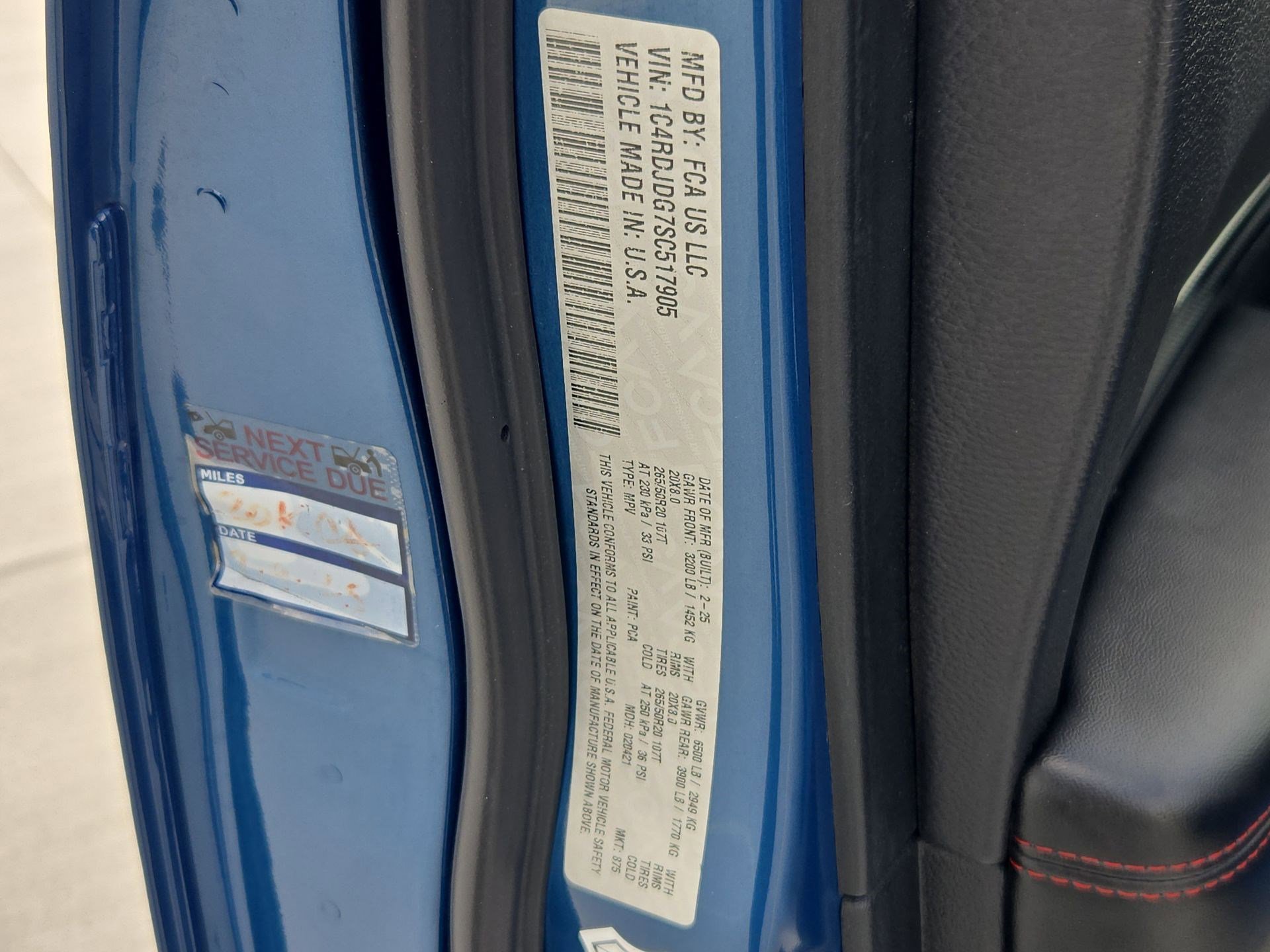 Used 2025 Dodge Durango GT image 36