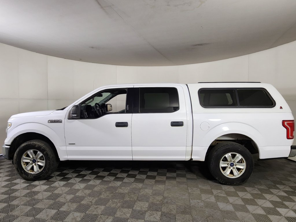 Used 2016 Ford F150 XLT w/ Equipment Group 301A Mid AWD/4WD image 4