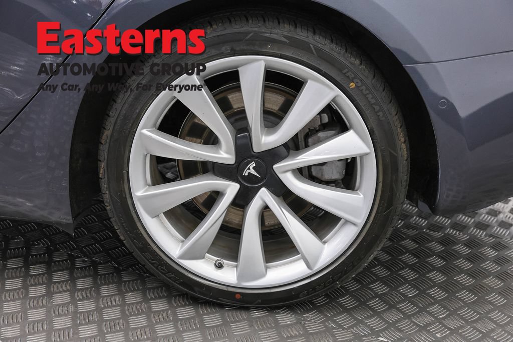 Used 2018 Tesla Model 3 Mid Range RWD image 27