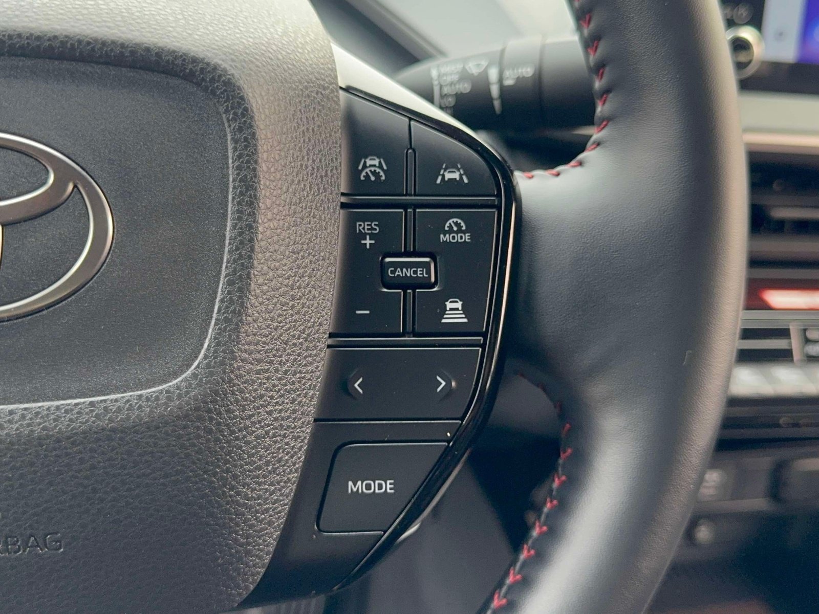 Certified 2024 Toyota Prius Prime FWD image 17