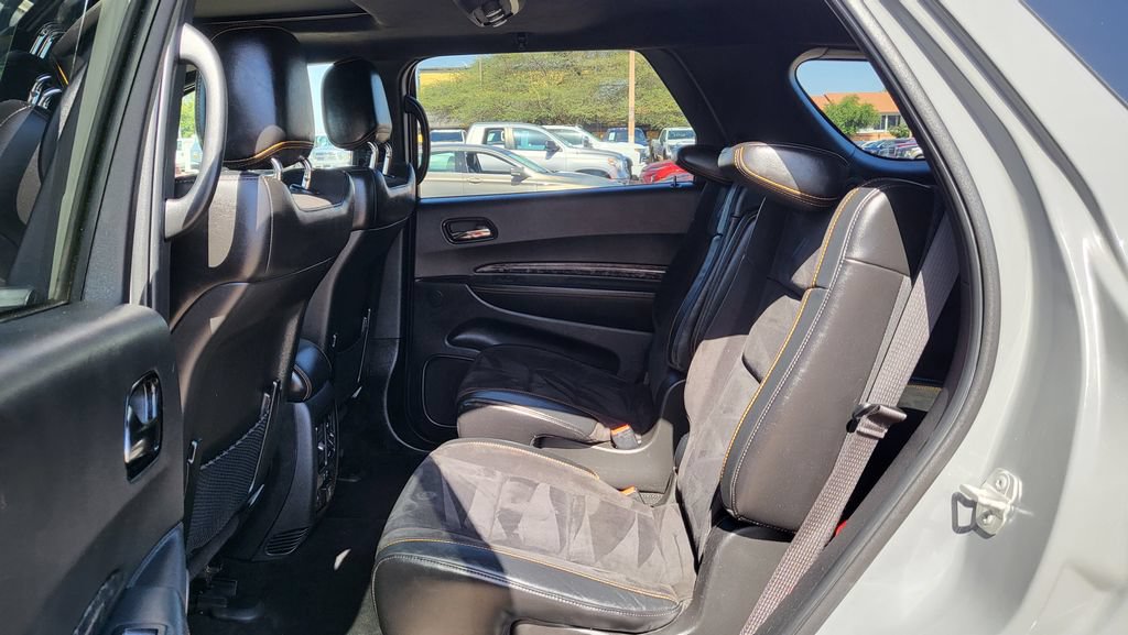 Used 2023 Dodge Durango R/T w/ Hemi Orange Plus Package RWD image 26