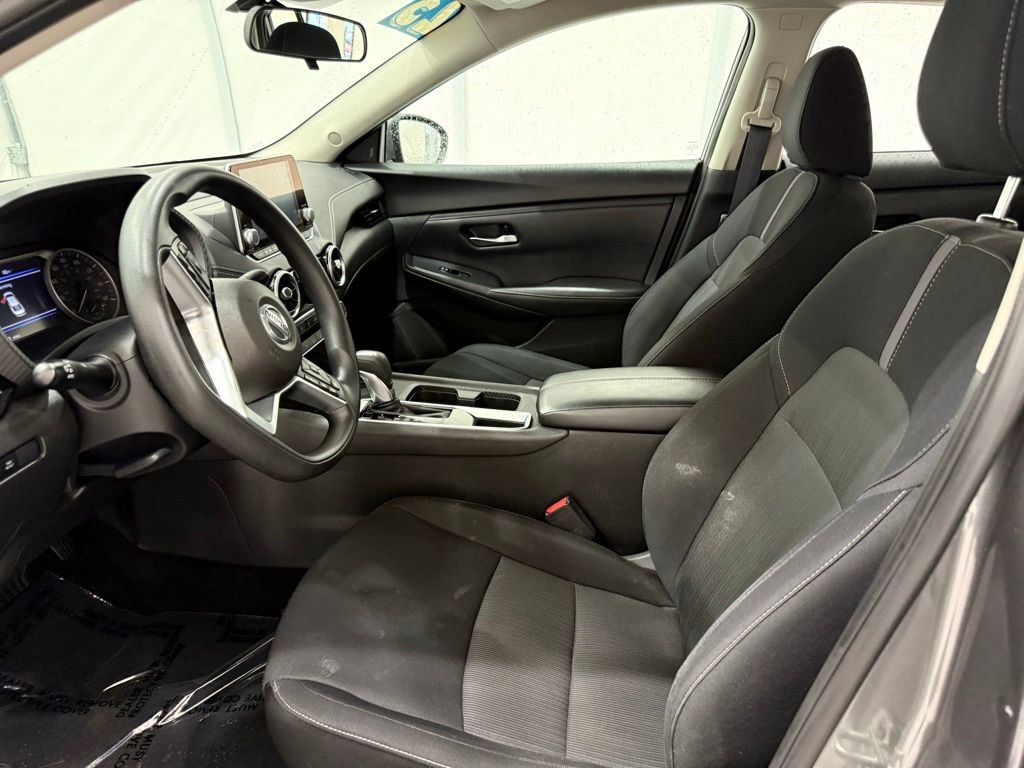 Used 2023 Nissan Sentra SV image 11