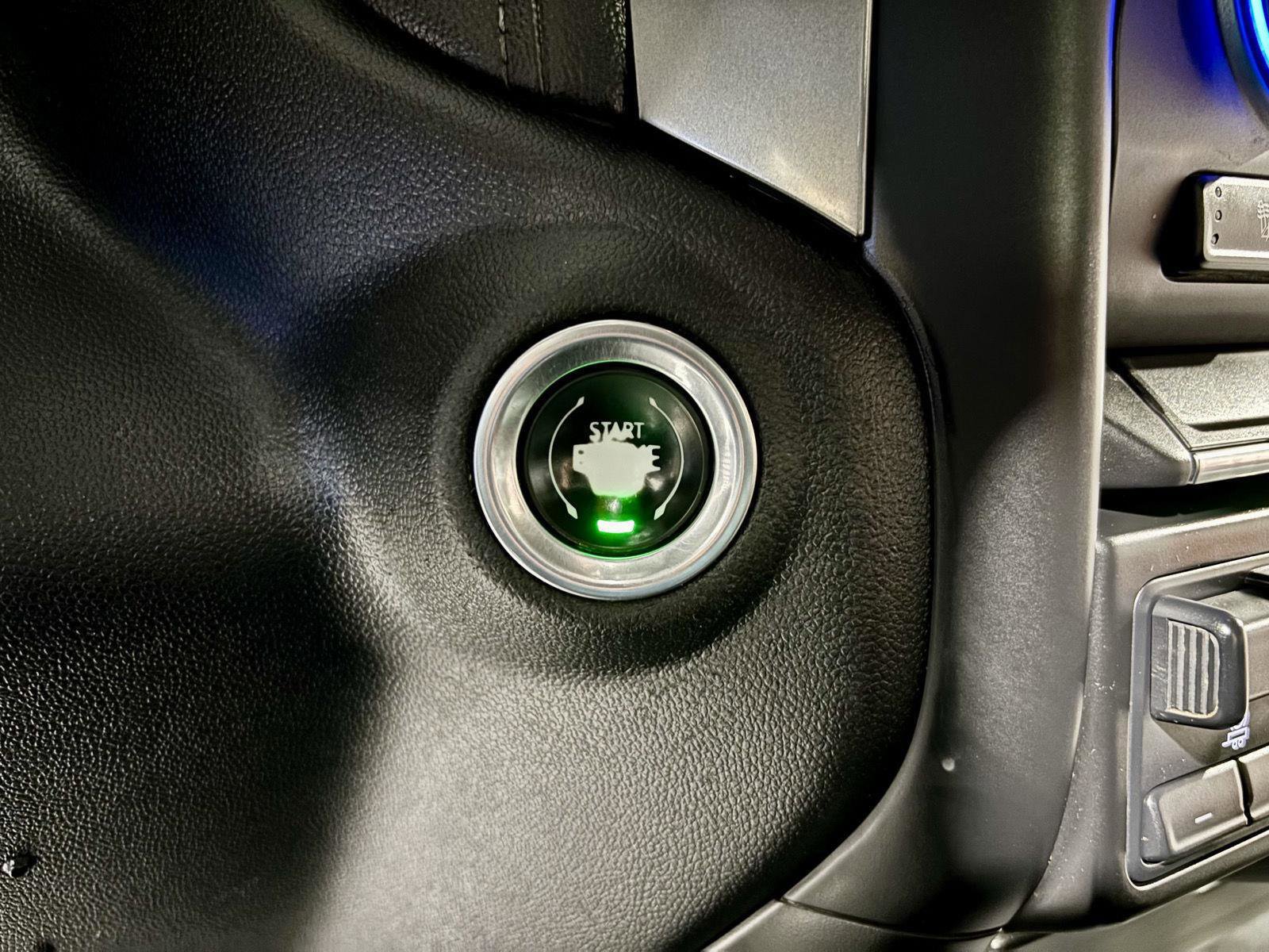 Used 2020 Chevrolet Silverado 3500 LT w/ Convenience Package image 18