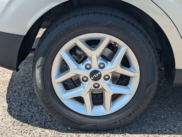 Used 2022 Kia Soul LX w/ Technology Package FWD image 9