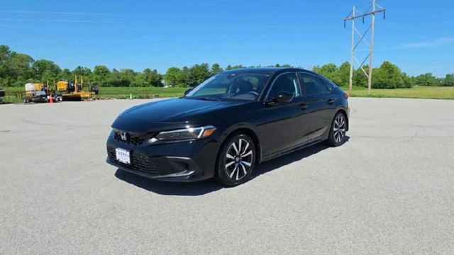 Used 2024 Honda Civic EX-L image 3