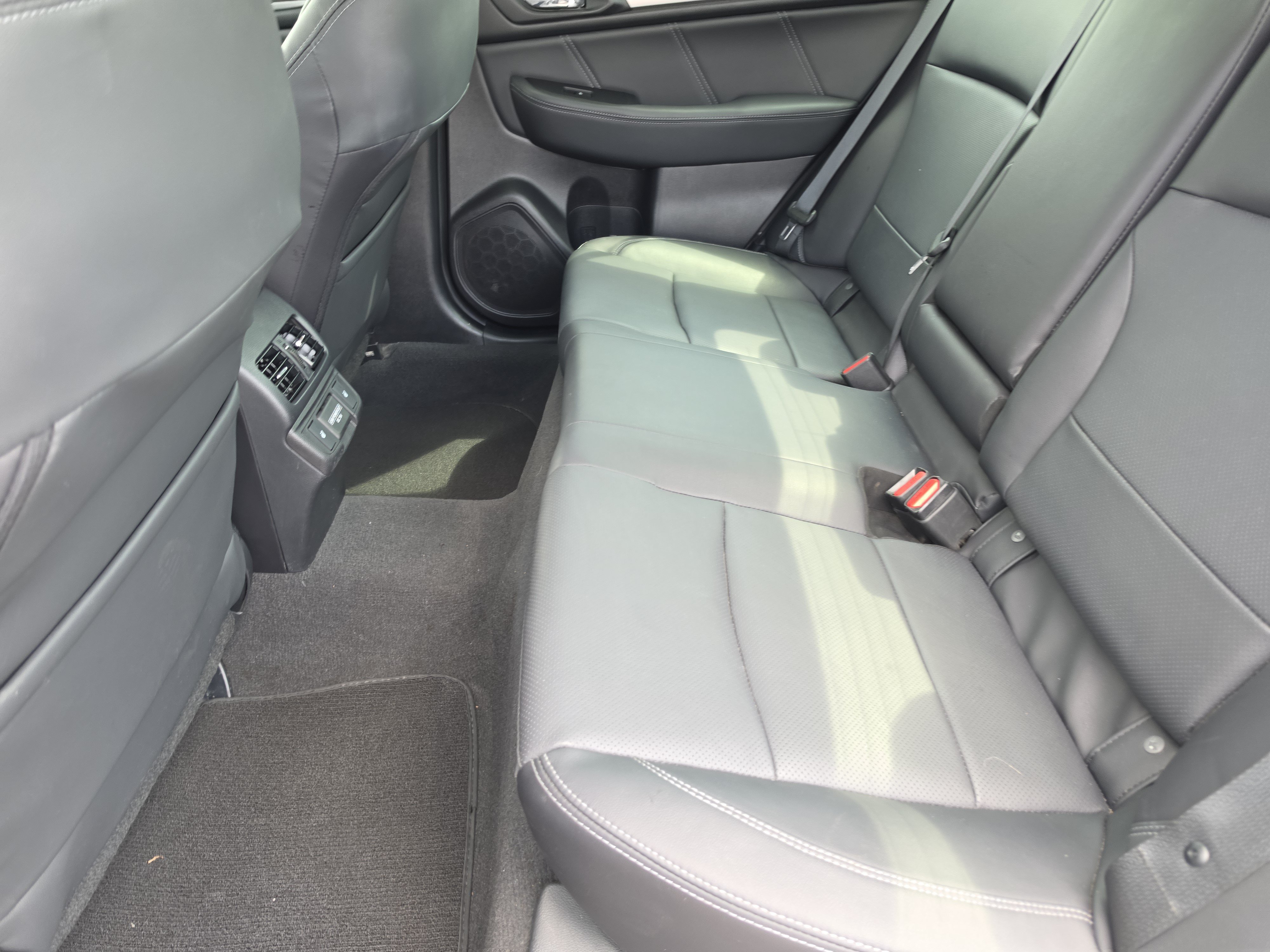 Used 2018 Subaru Legacy 2.5i Limited AWD/4WD image 10