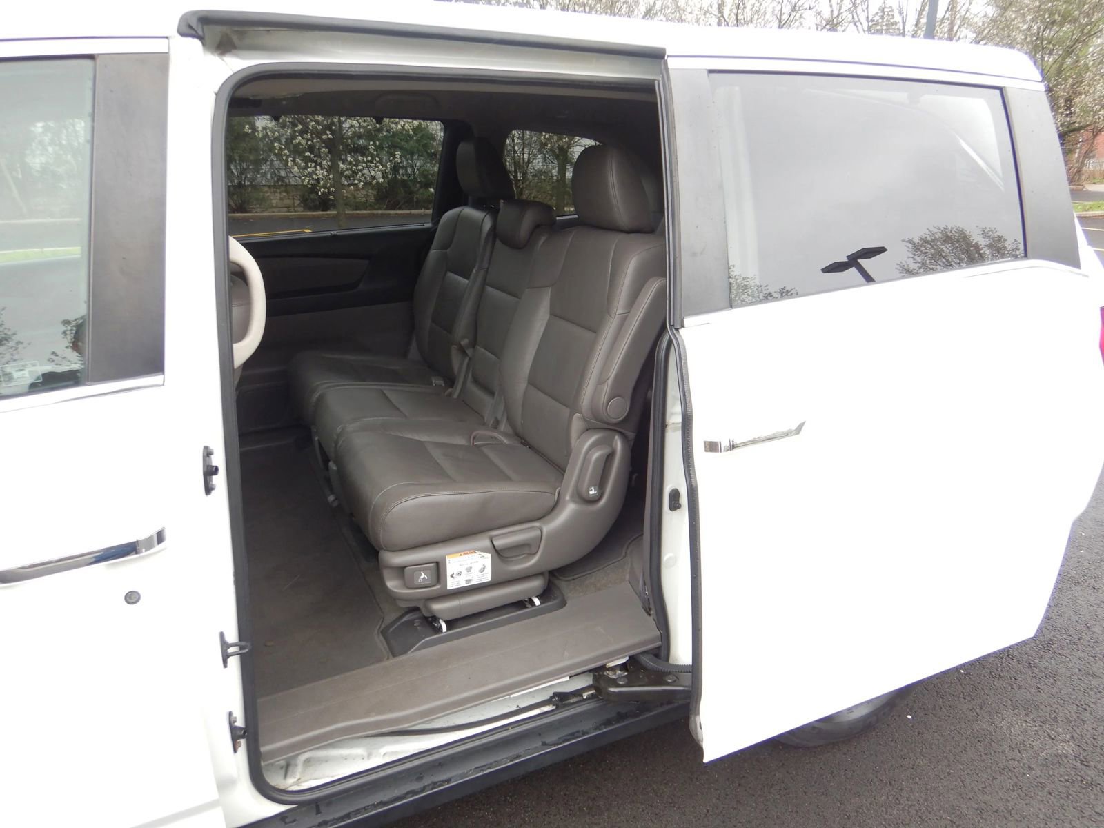 Used 2011 Honda Odyssey EX-L image 16