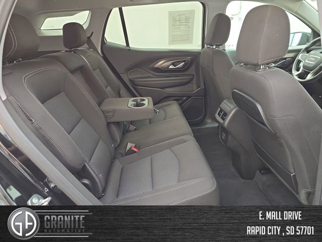 Used 2024 GMC Terrain SLE image 34