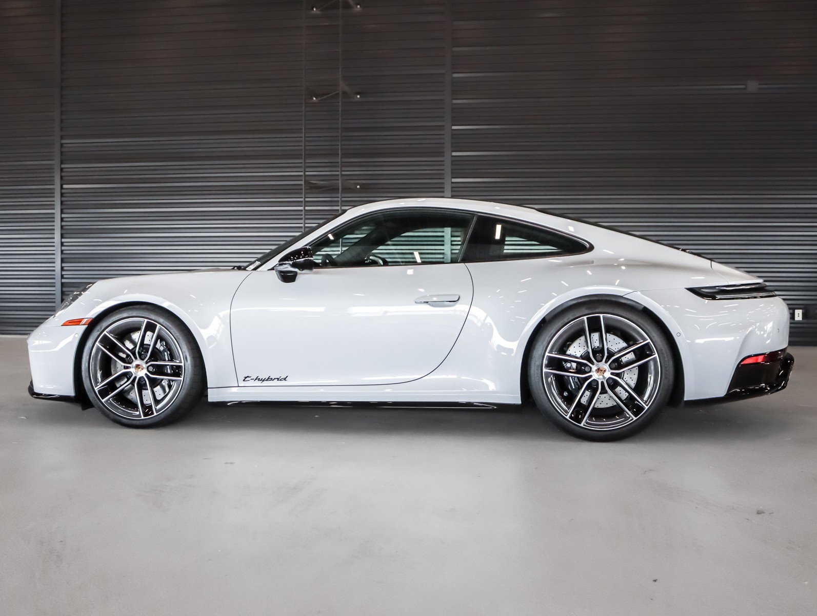 Certified 2026 Porsche 911 Carrera GTS RWD image 2