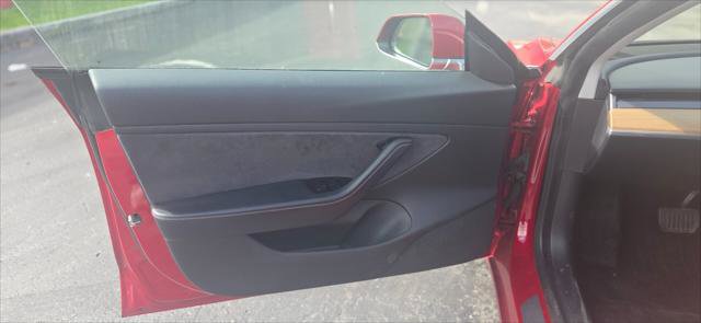 Used 2020 Tesla Model 3 Long Range AWD/4WD image 14