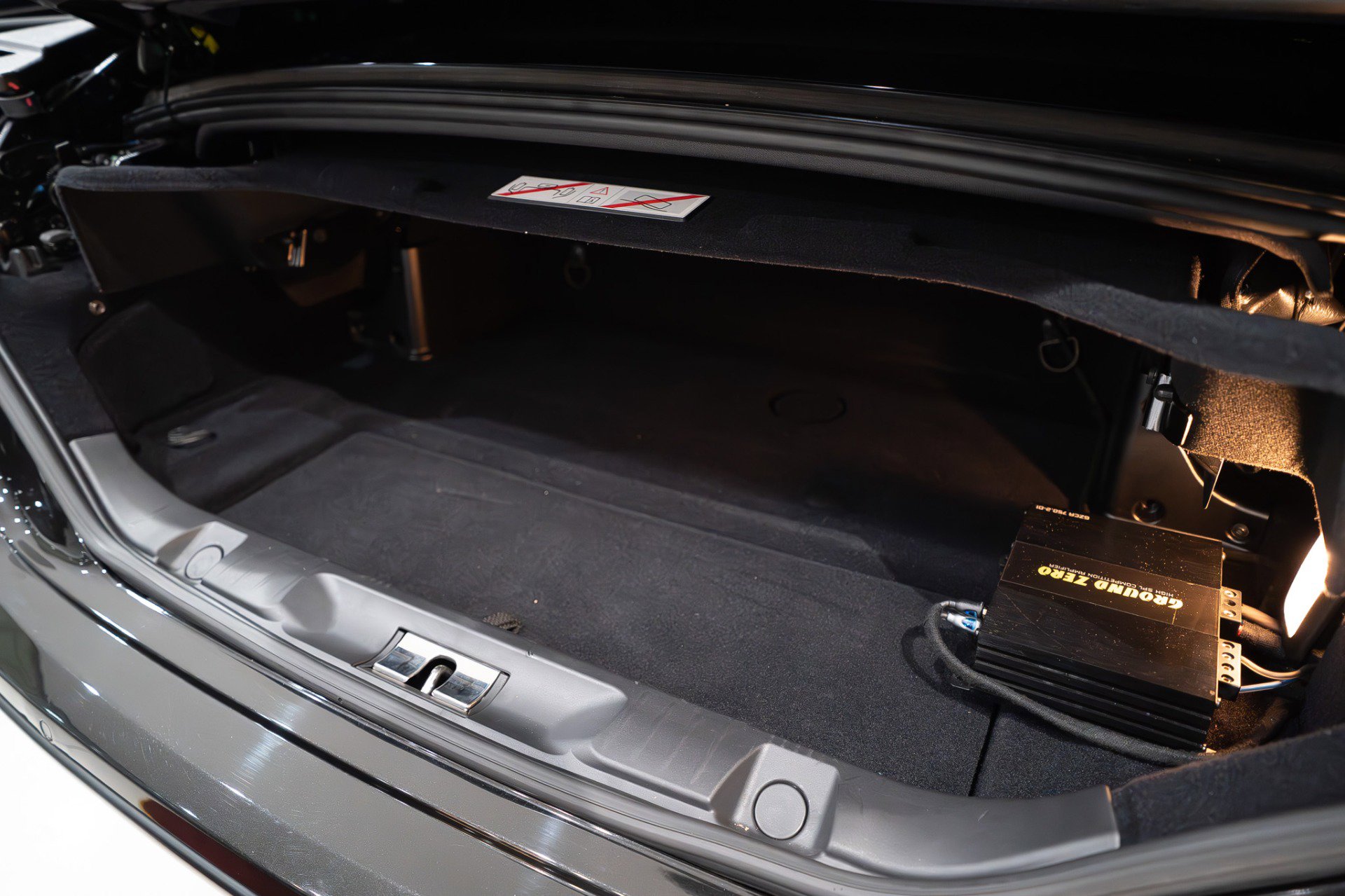 Used 2015 Ferrari California T image 58