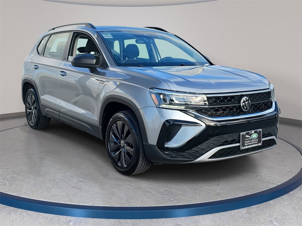 Used 2024 Volkswagen Taos S image 4