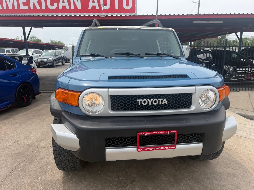 Used 2012 Toyota FJ Cruiser 4WD w/ Upgrade Pkg image 19