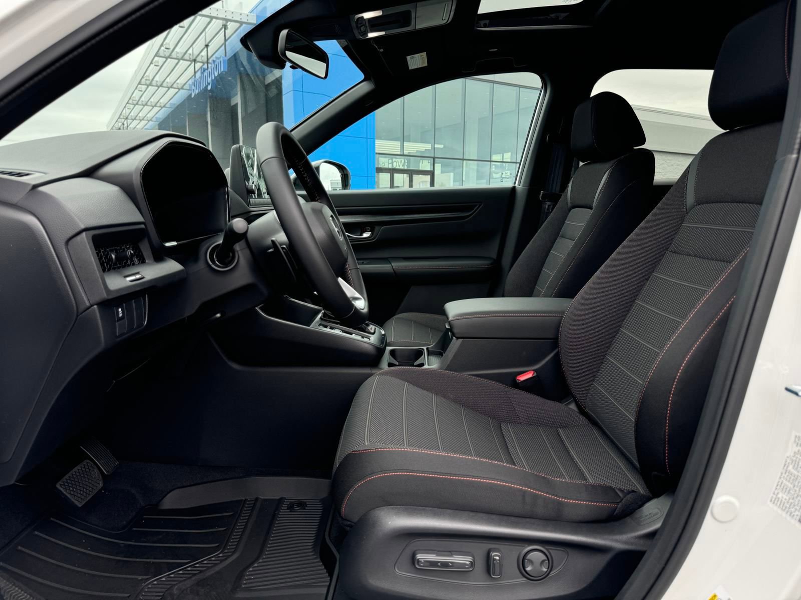 Used 2025 Honda CR-V Sport image 12