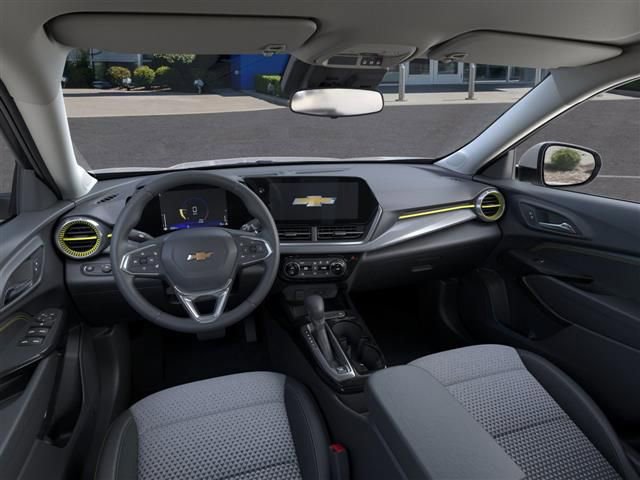 New 2025 Chevrolet Trax LT w/ Driver Confidence Package image 15