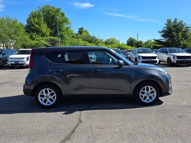 Used 2020 Kia Soul S FWD image 9
