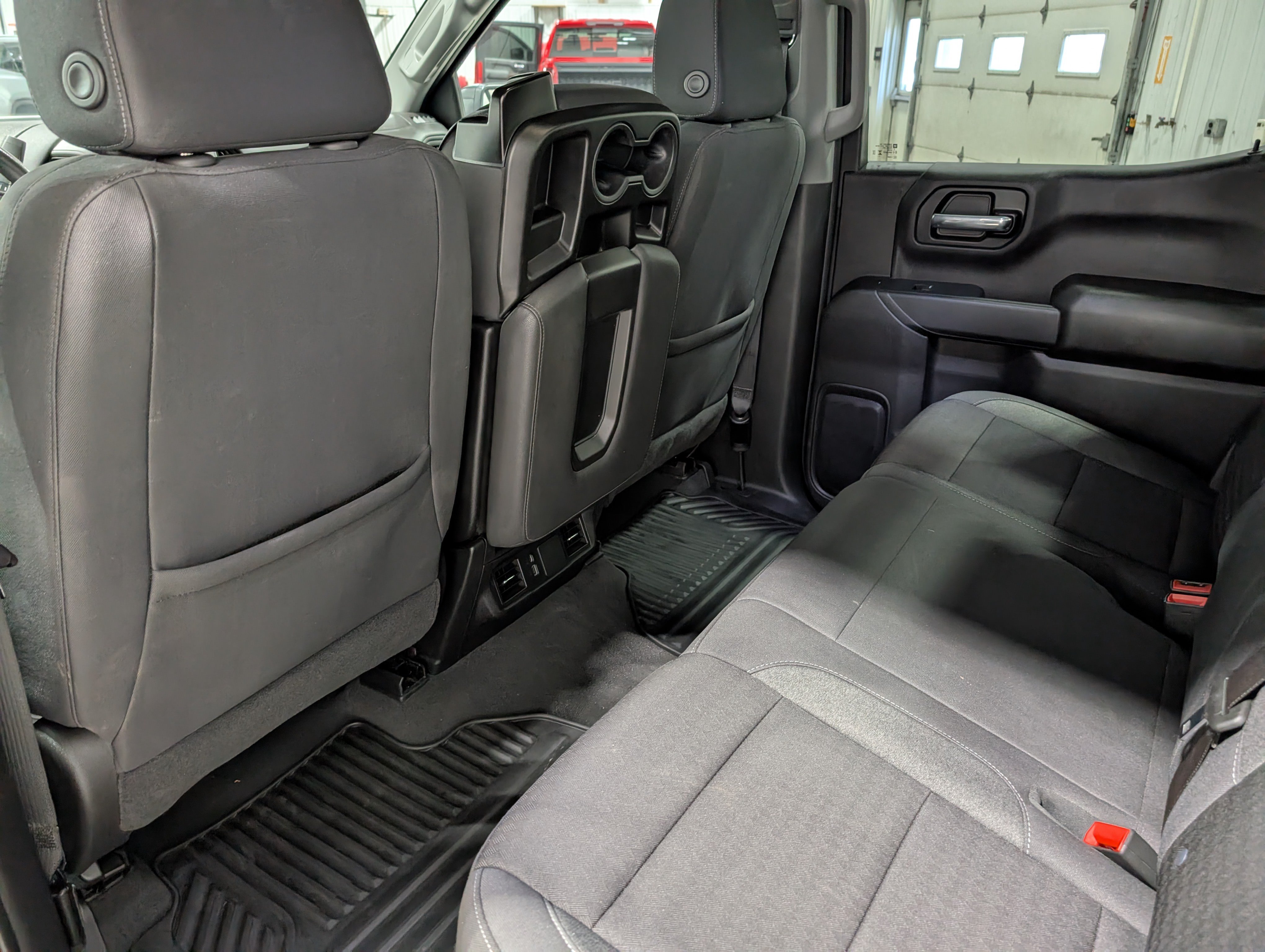 Used 2024 Chevrolet Silverado 1500 Custom AWD/4WD image 17