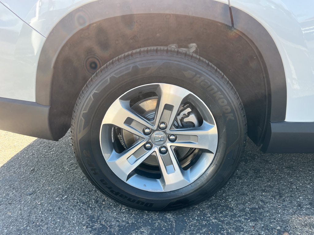 Used 2025 Honda Pilot EX-L image 44