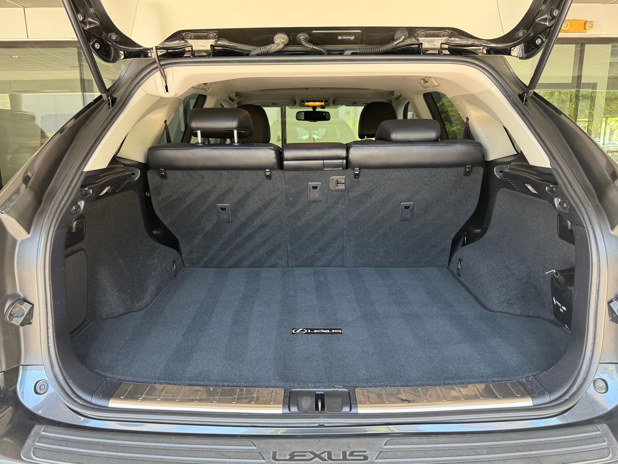 Used 2010 Lexus RX 450h 2WD image 25