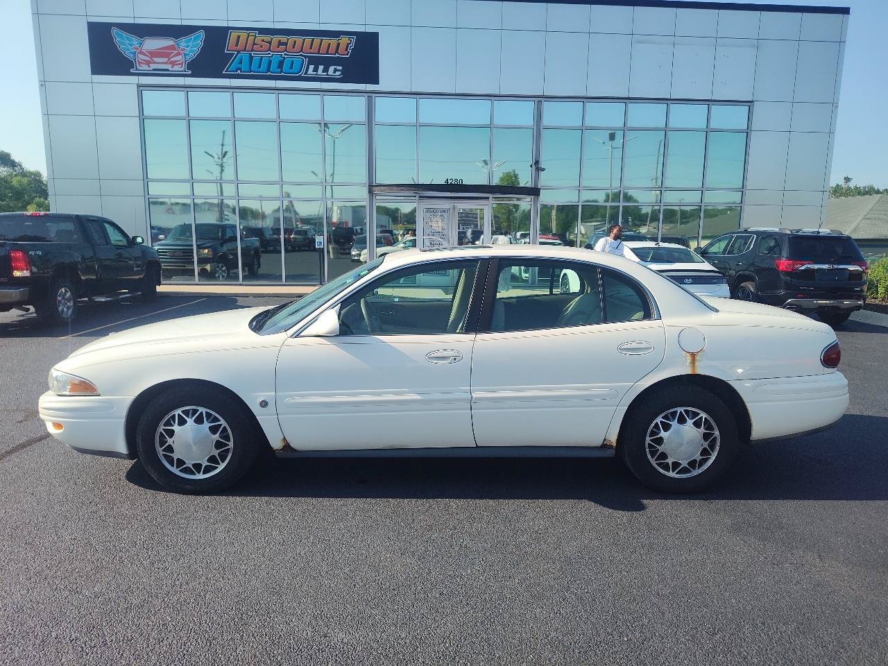 Used 2004 Buick Le Sabre Limited FWD image 5