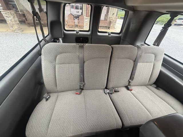 Used 2020 Chevrolet Express 3500 LT w/ LT Preferred Equipment Group RWD image 8